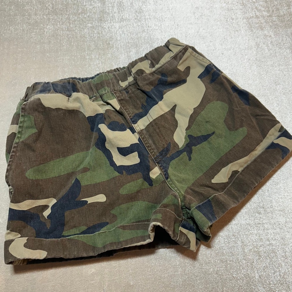 Forever 21 Camo Shorts Womens XS Green Military Camouflage Pull On Casual